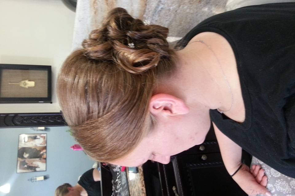 A Cut Above Color Group Hair Salon