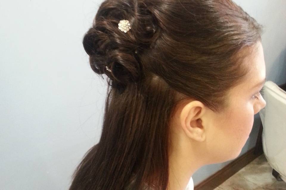 A Cut Above Color Group Hair Salon