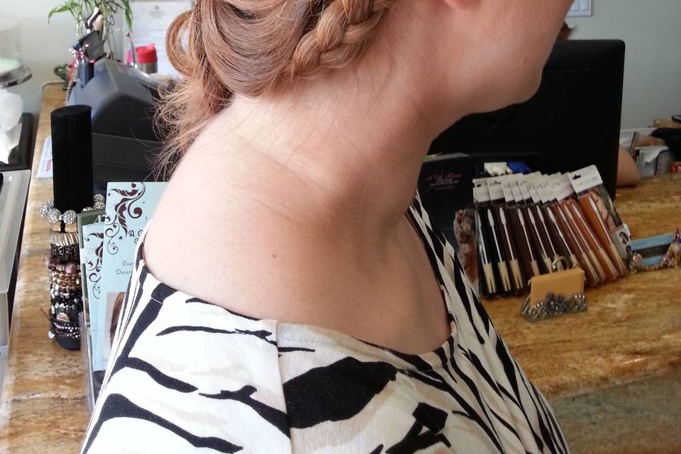 A Cut Above Color Group Hair Salon