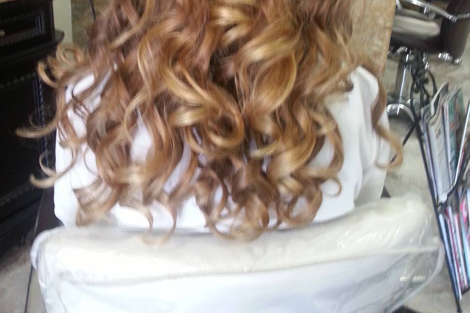 A Cut Above Color Group Hair Salon