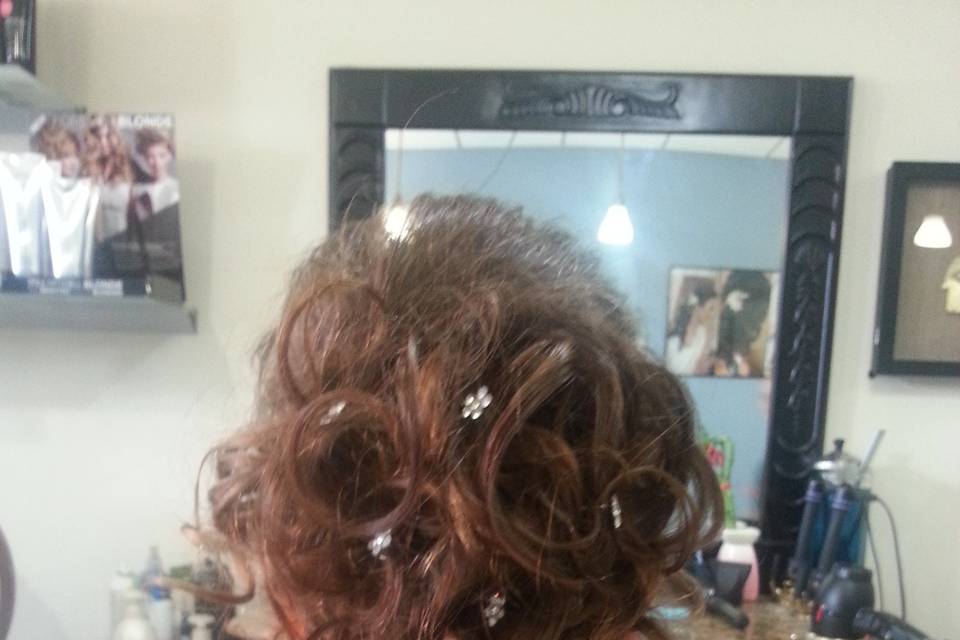 A Cut Above Color Group Hair Salon