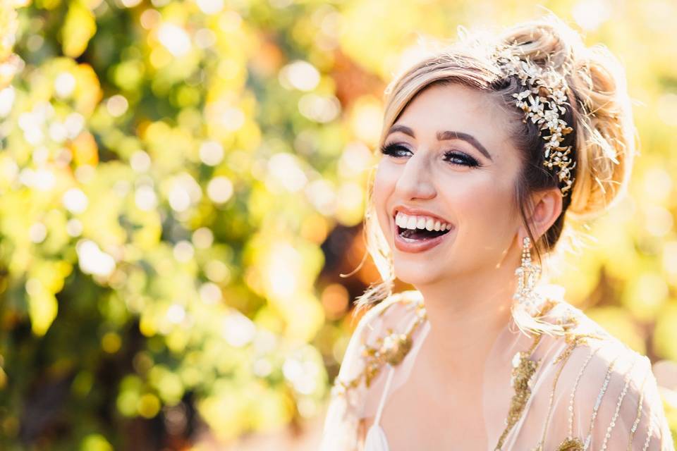Delighted bride - Holley Elizabeth Photography