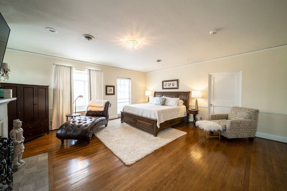 Master bedroom