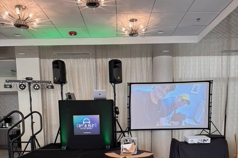 Reception with projector
