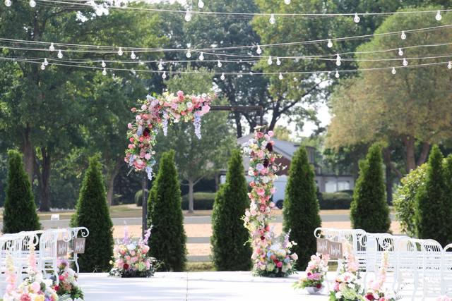 Pole Barn Chic Venue
