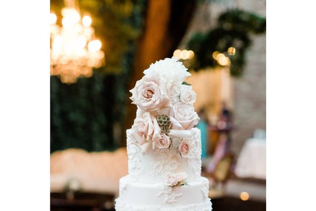 Amy Beck Cake Design LLC - Wedding Cakes - Chicago, IL - WeddingWire