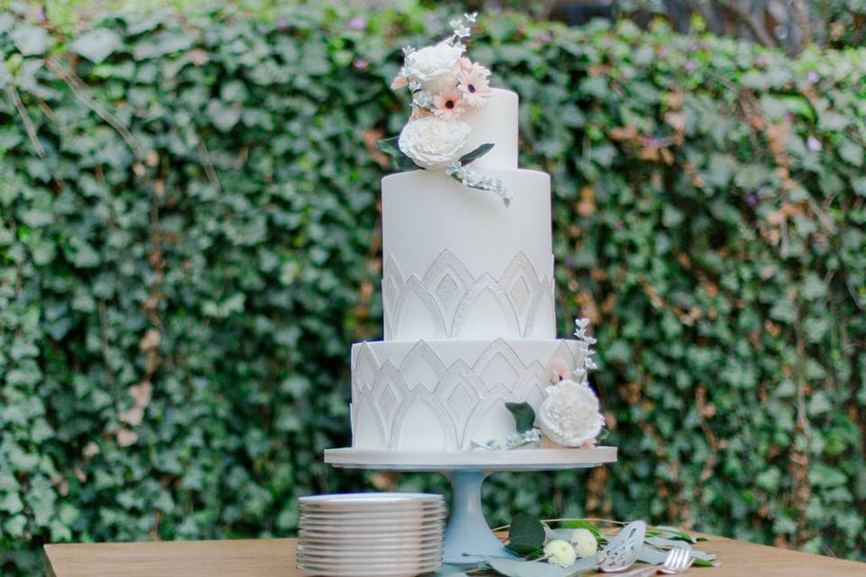 Wedding Ideas, Wedding Inspiration: 2016 Wedding Cake Trends | Glamour