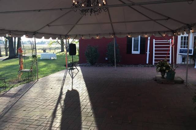 Mystique Productions DJ Service