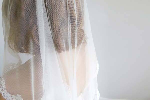 Spanish mantilla- elbow length veil