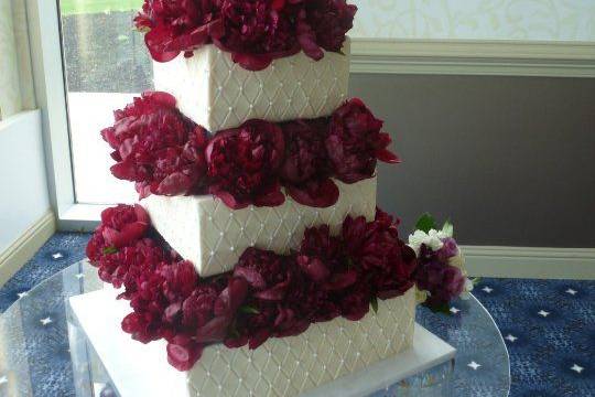 Fruity wedding cake