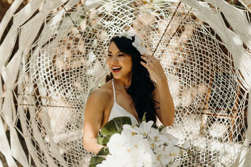 Pampas ceremony arch - Banyan Tree