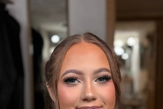 Full glam
