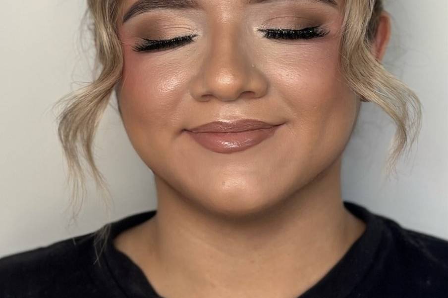 Full glam