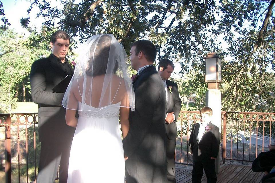 Coy Galloway DJ and Officiant