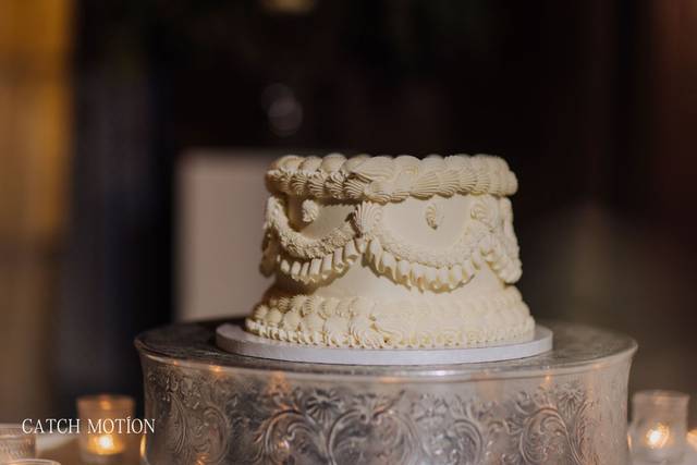 Vintage Cake