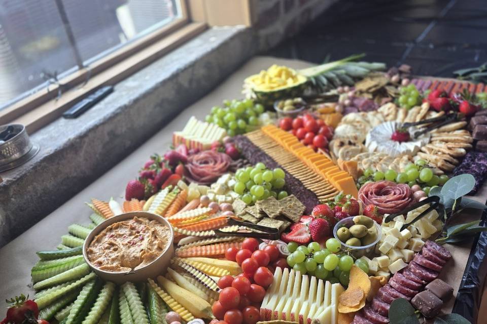 Grazing table for a cocktail
