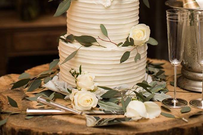 All-Inclusive Wedding Cake