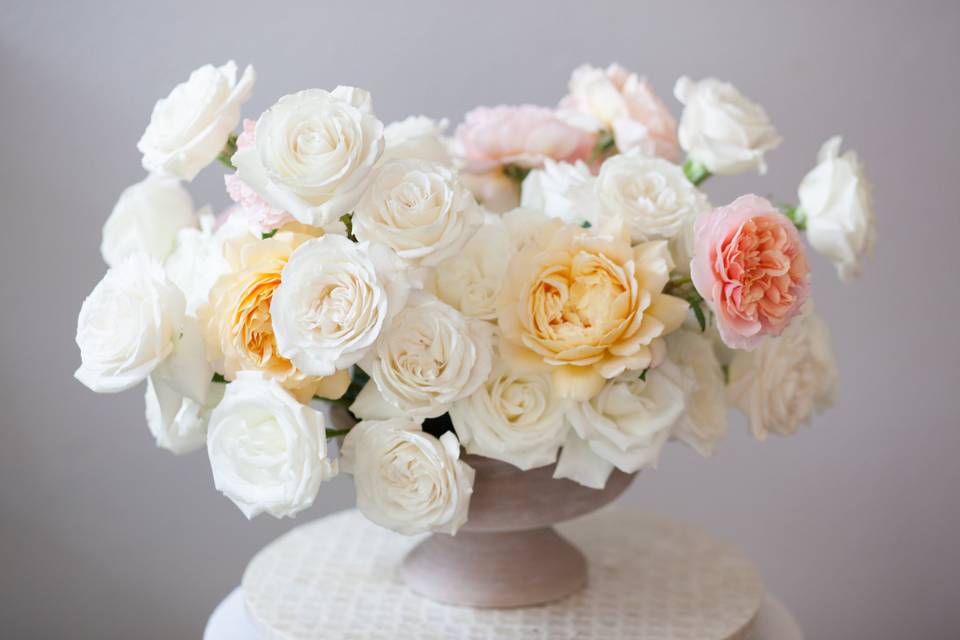 Classic table centerpiece