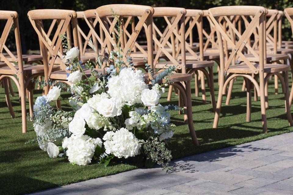 Aisle arrangement