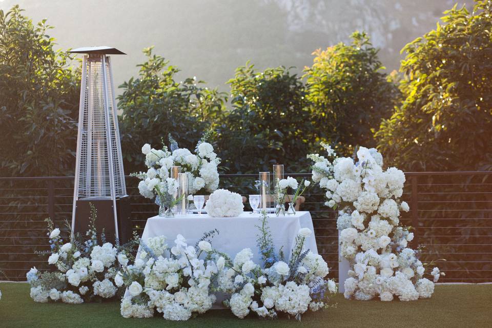 Sweetheart table