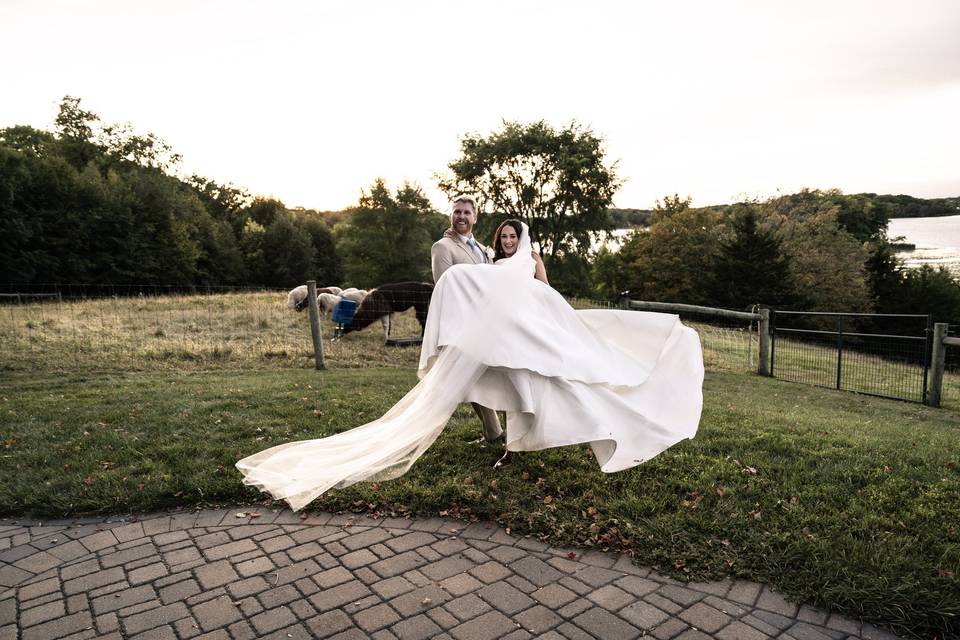 Chloe Schuster Imagery