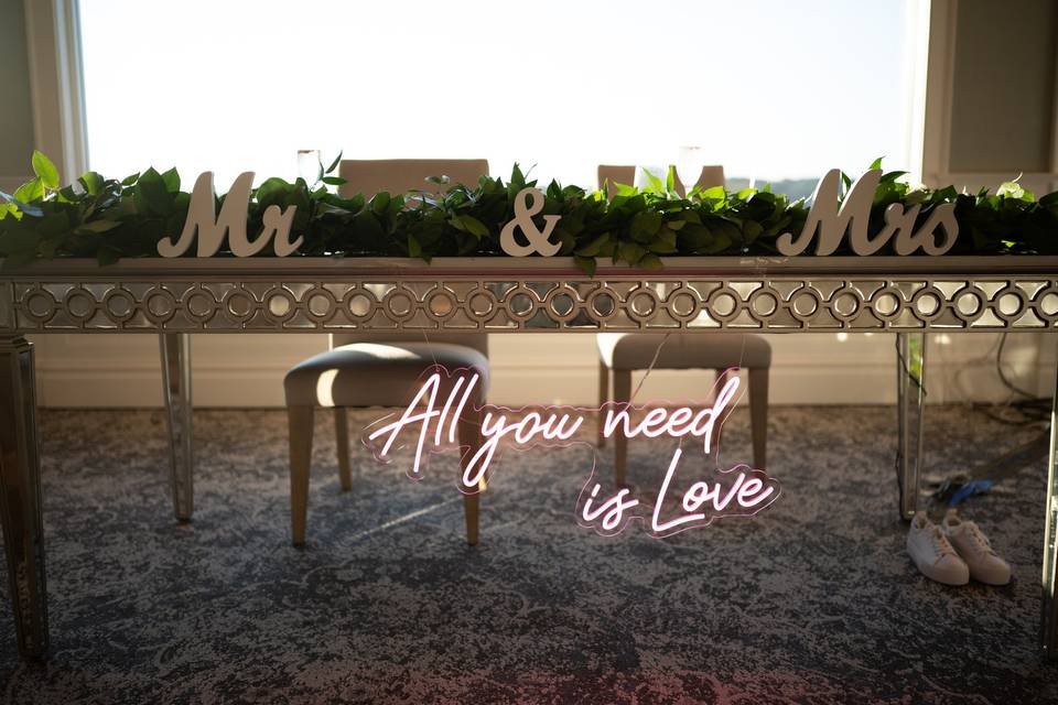 Sweetheart Table