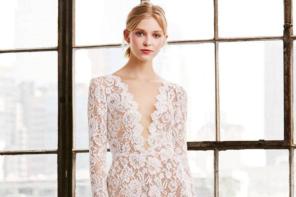Hayes Chantilly Lace Gown