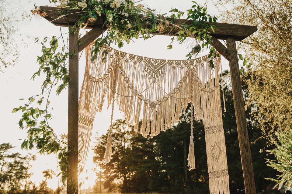 Linen and Lace NC, LLC