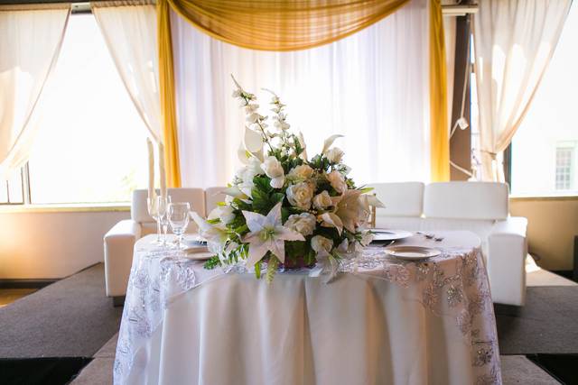 Head table