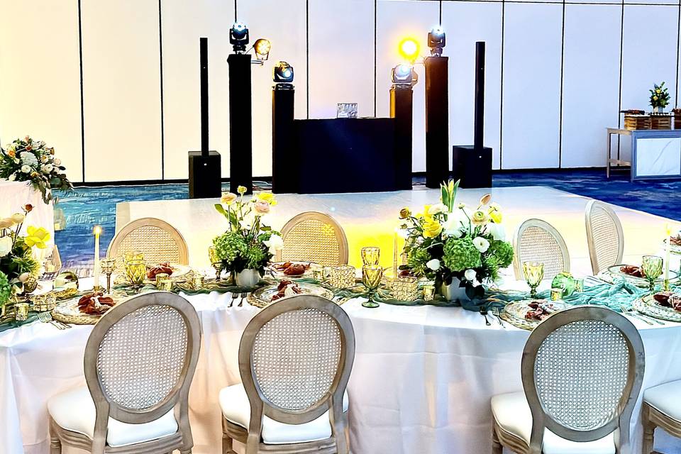 Elegant Reception Black