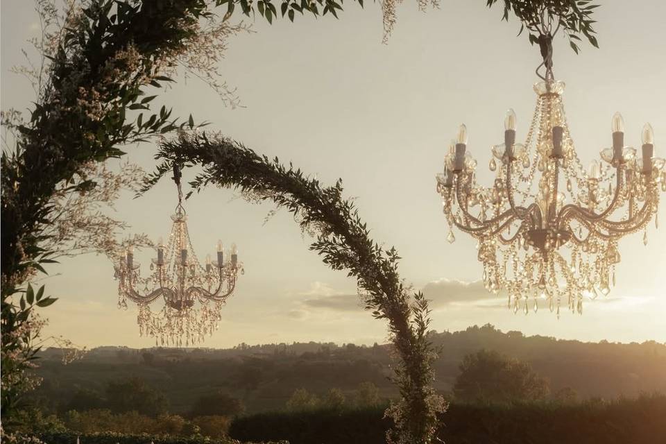 Romantic sunset wedding