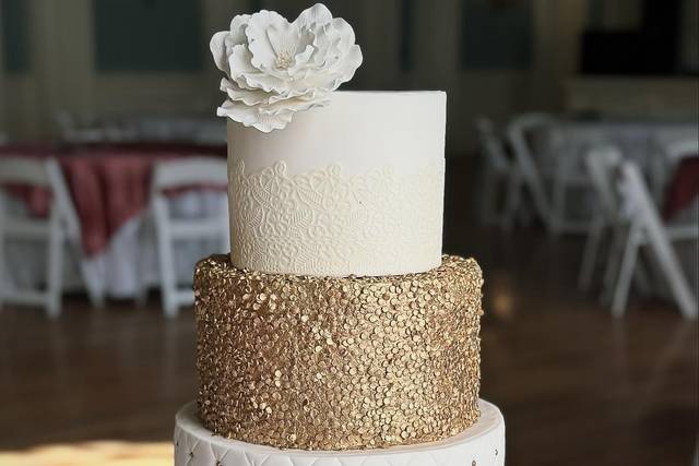 Fondant + sequin wedding cake