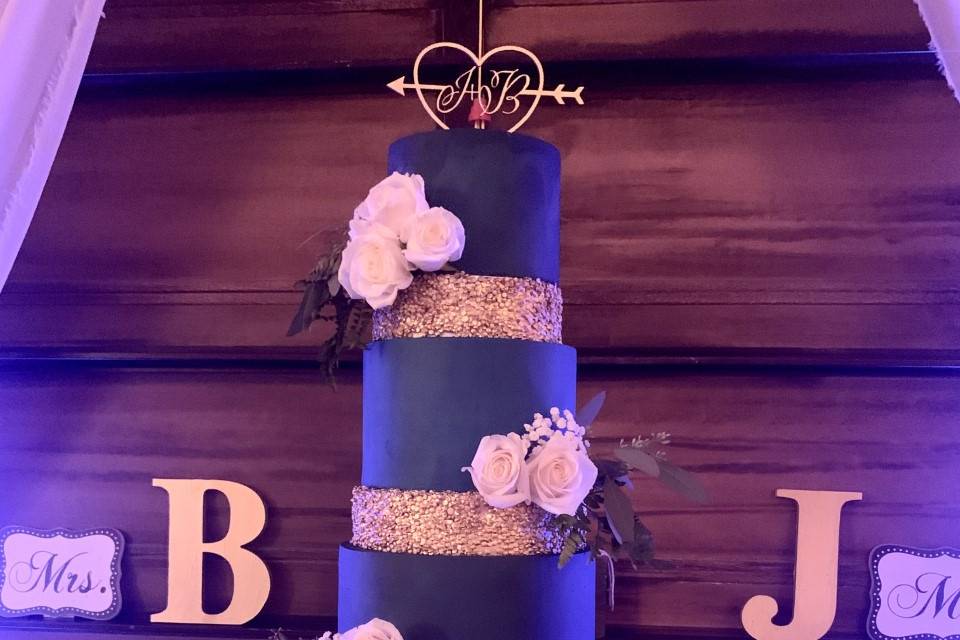 Elegant navy wedding cake