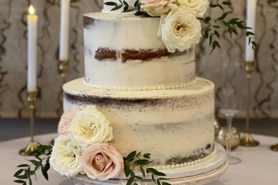 Semi-naked cake