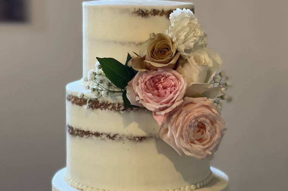 Semi-naked cake