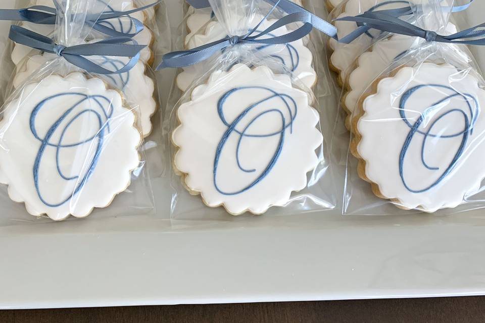 Monogram favors