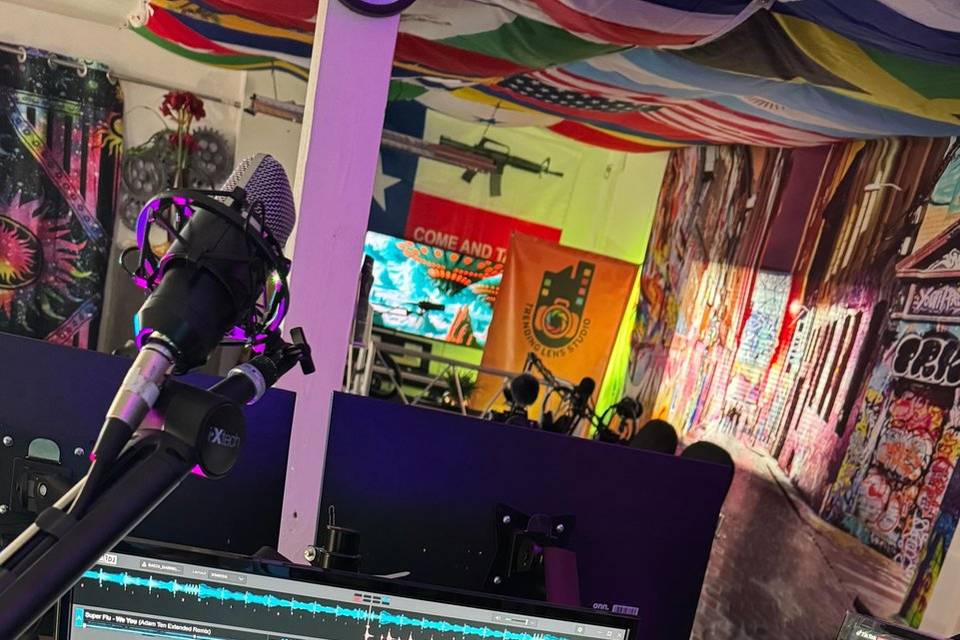 Trending Studio