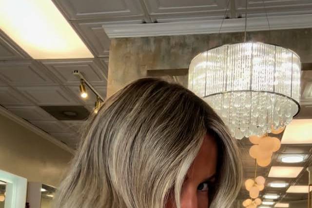 Ice Salon