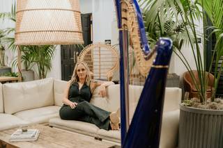 Adrienne Knauer Harpist