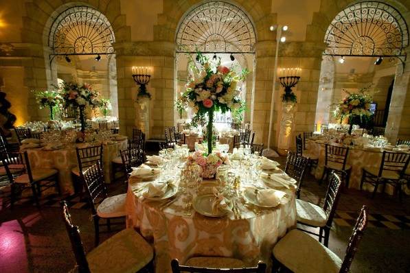 Wedding table setting