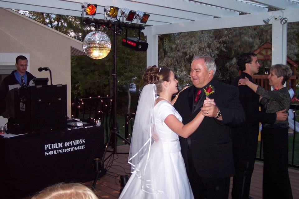 Father/daughter dance