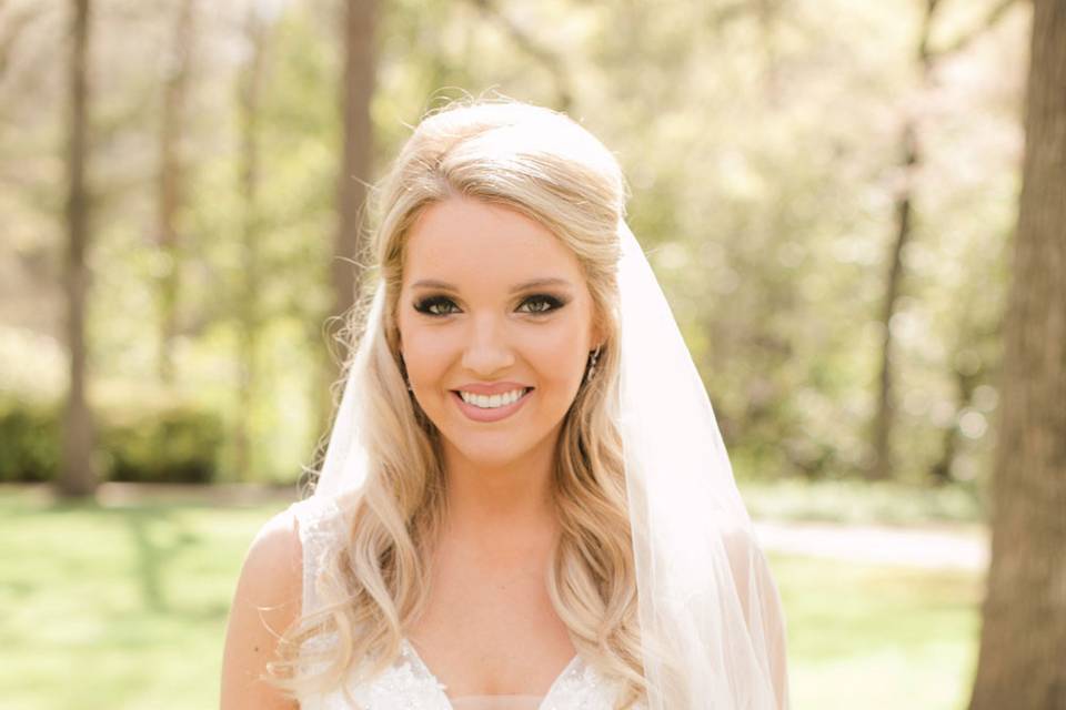 Stunning Summer Bride Beauty