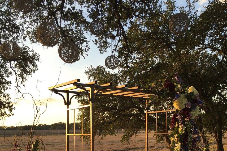 Mancino Arches/Decor