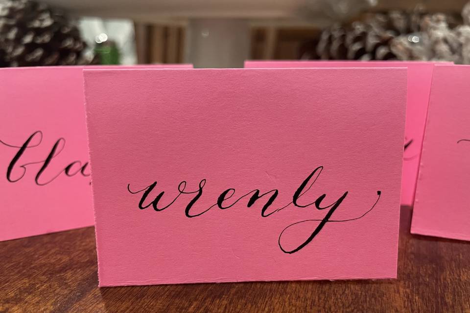 Modern script table setting
