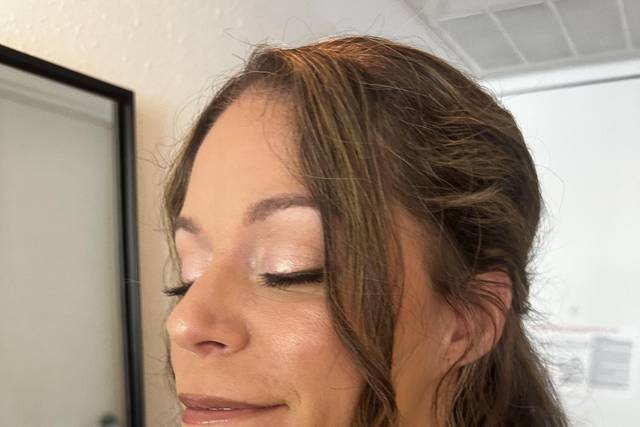 Moth Kisses Makeup Artistry