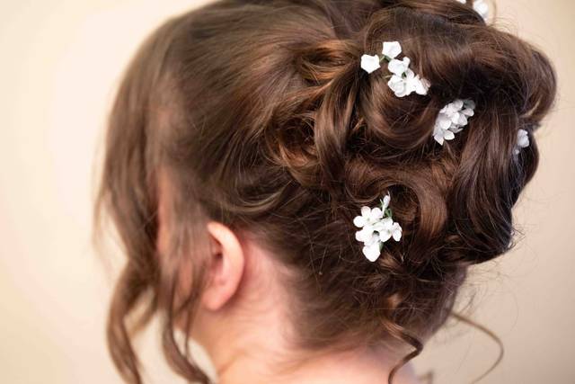 Moth Kisses Makeup Artistry