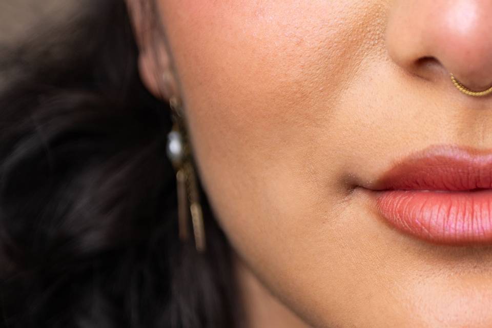 Moth Kisses Makeup Artistry