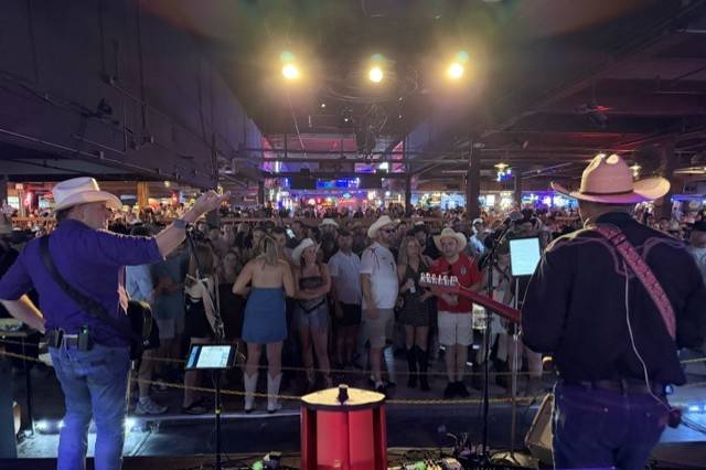 Southern Chrome at Billy Bob's