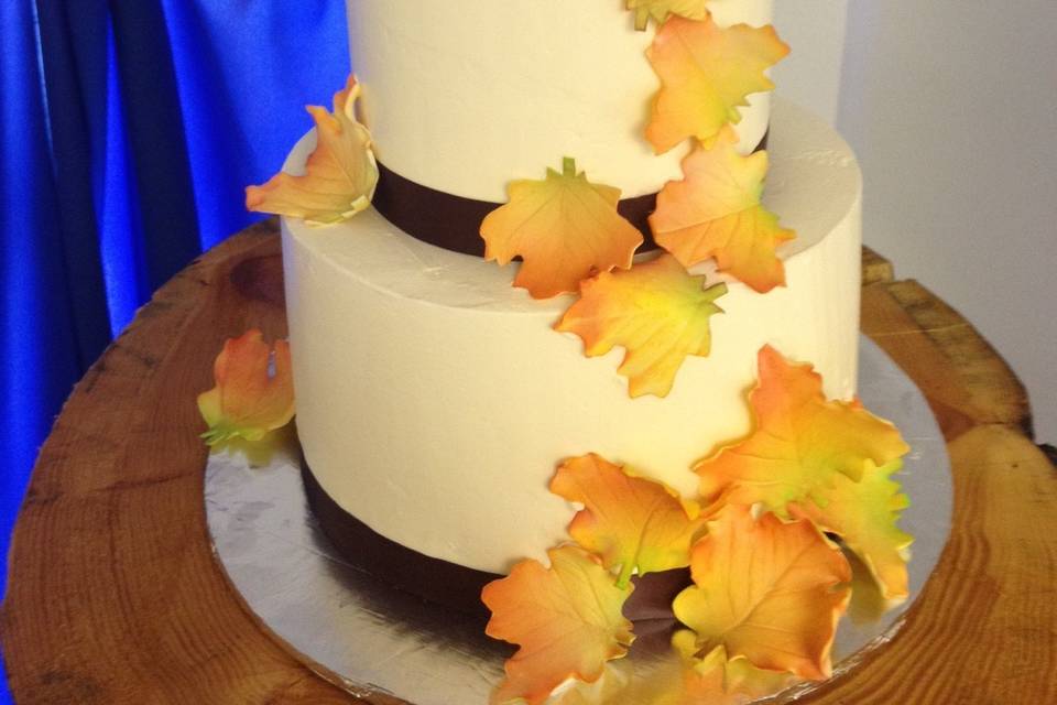 2-tier floral wedding cake