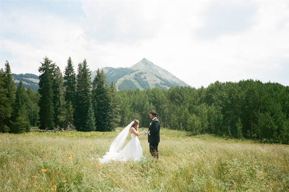 Colorado wedding photographer